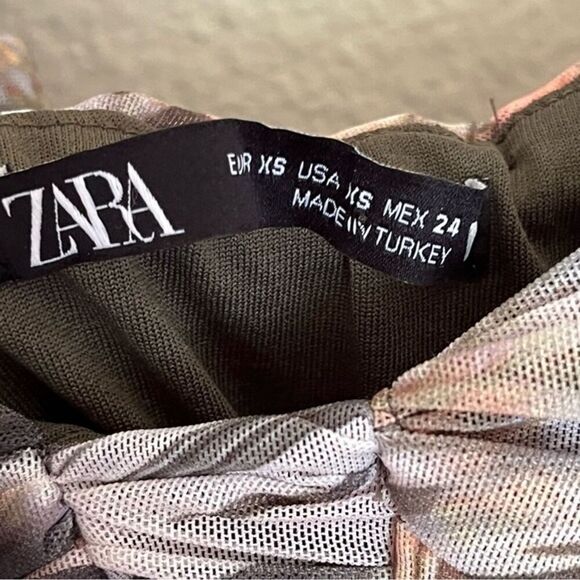 ZARA Ruched Tulle Bodycon Dress Sweetheart Neck Blogger Fave Size XS - Picture 6 of 9